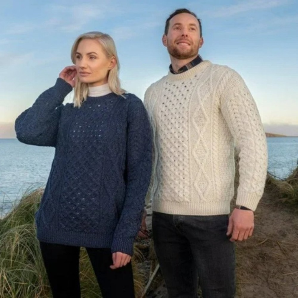 Oak Tree Original Wool Crew Sweater Blue navy unisex chunky cable knit size‎ XL